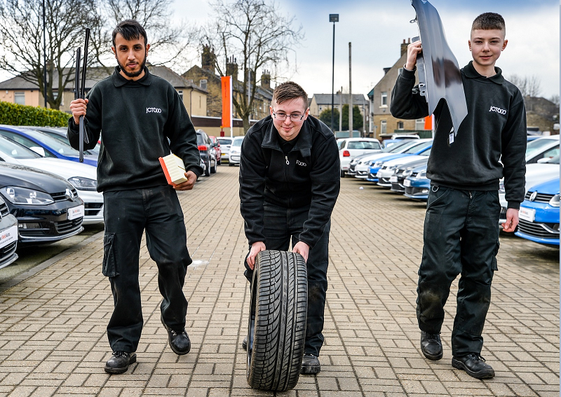 JCT600 helps young people from The Prince’s Trust to ‘Get Into Automotive’